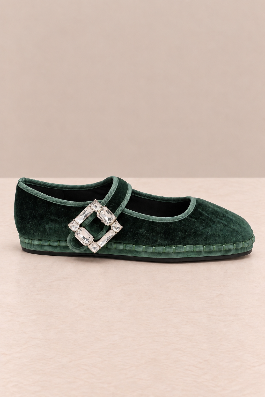 Mercedita terciopelo verde · hebilla joya